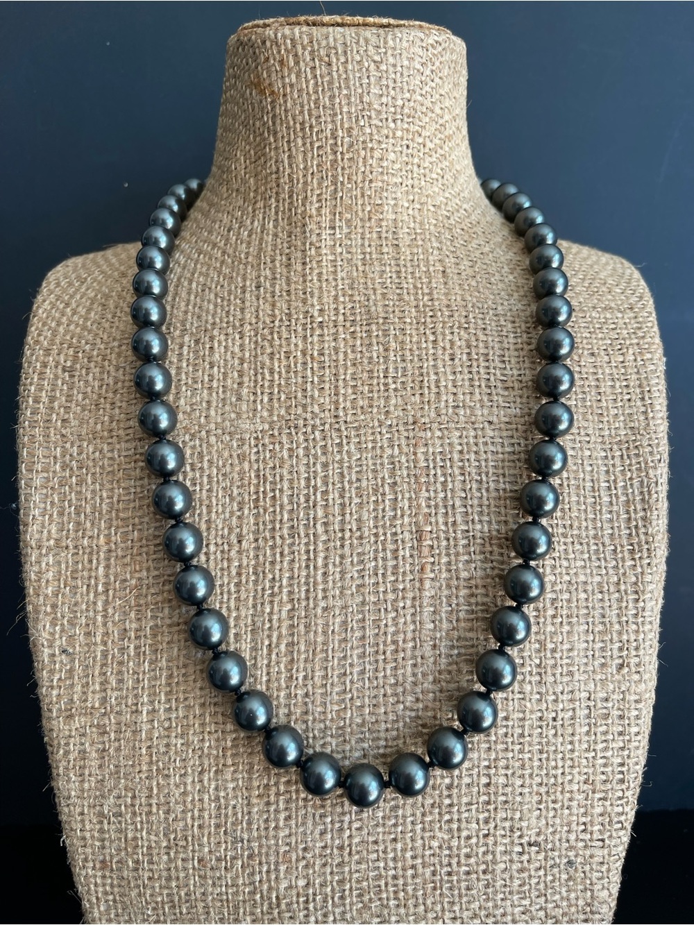 New Classic black south sea shell pearl necklace.